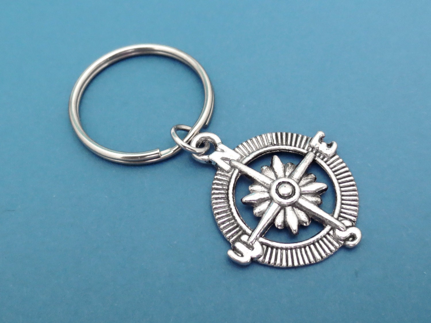 Kompass, Keychain, Nautik, Segel, Schlüsselring, Schlüssel, Kette, Ring, Geschenk, Niedlich, Accessoire, Geburtstag, Freundschaft, Geschenk Kompass, Keychain, Nautik, Segel, Schlüsselring, Schlüssel, Kette, Ring, Geschenk, Niedlich, Accessoire, Geburtstag, Freundschaft, Geschenk von giftkeyringshop
