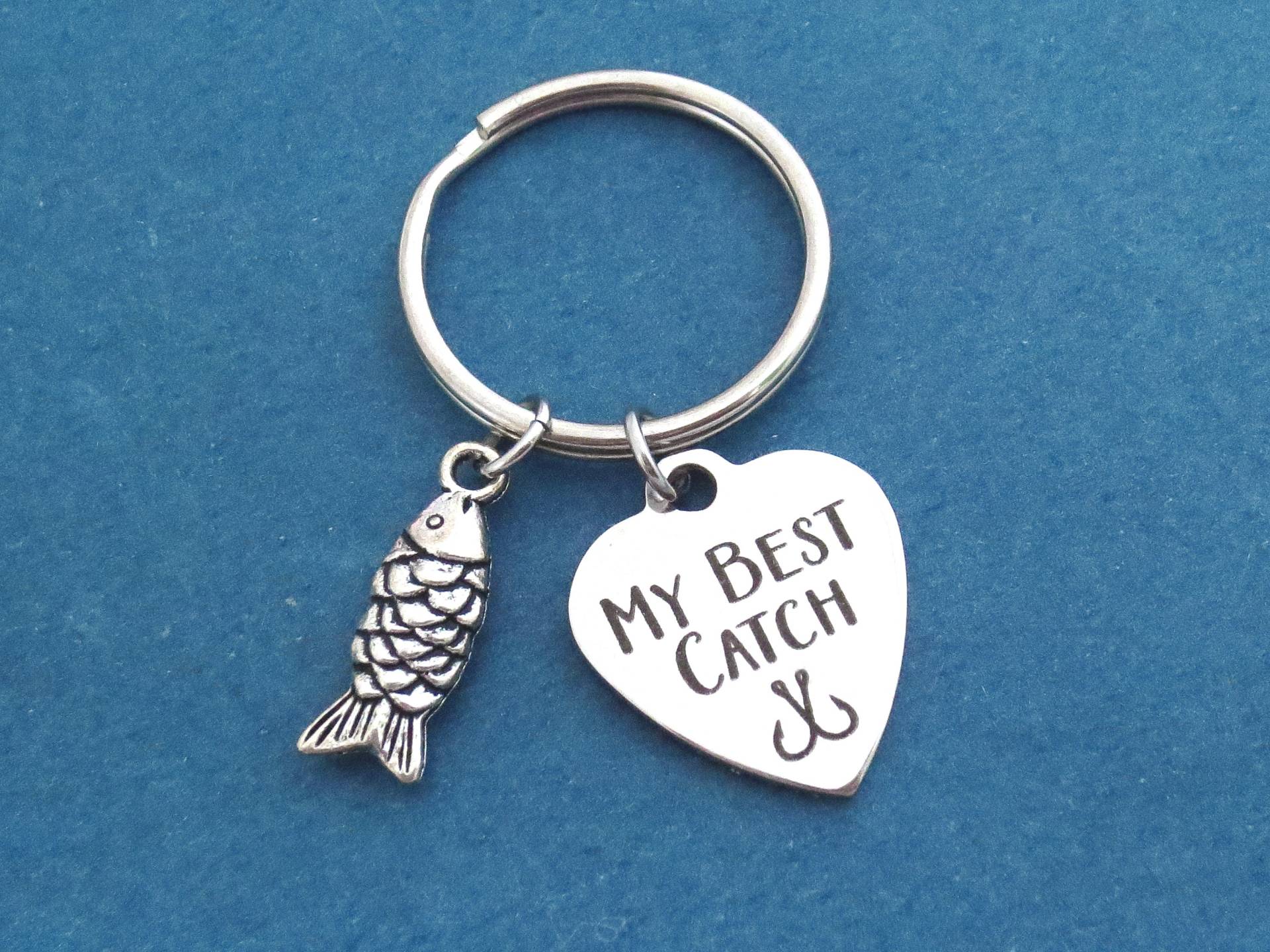 My Best Catch, Schlüsselanhänger, Liebe, Herz, Schlüsselbund, Geburtstag, Liebhaber, Beste Freunde, Geschenk, Schmuck, Accessoire My Best Catch, Schlüsselanhänger, Liebe, Herz, Schlüsselbund, Geburtstag, Liebhaber, Beste Freunde, Geschenk, Schmuck, Accessoire von giftkeyringshop