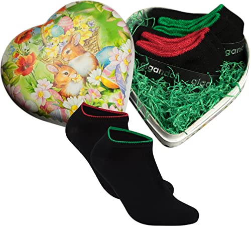 gigando | Edge Bambus-Sneaker-Socken in schwarz mit Farbring als Ostergeschenk | Lustiges, buntes Herz zu Ostern für Sie & Ihn | Bambus Viskose Stoff | 2 Paar | schwarz-rot, grün | 43-46 | von gigando