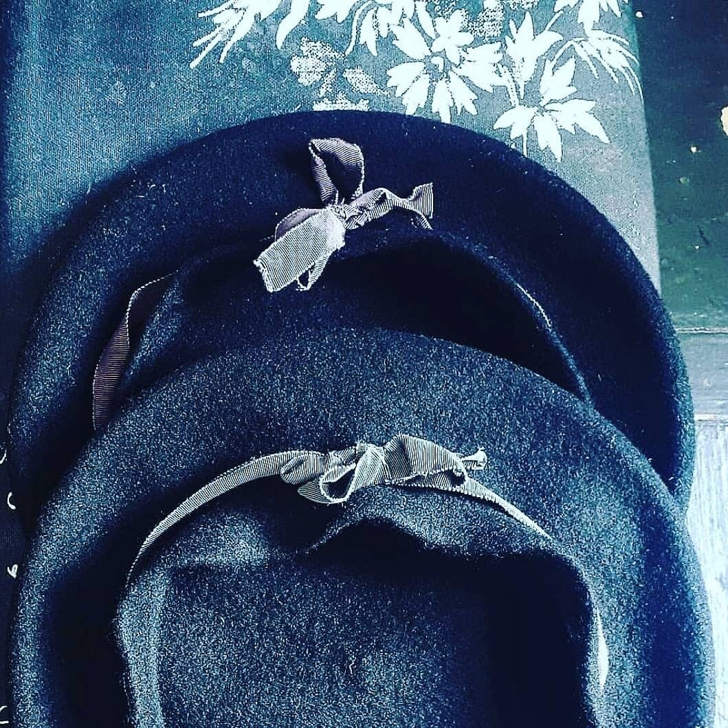 Marine Baskenmütze Mit Ripsband Marine Baskenmütze Mit Ripsband von gilfoxhats