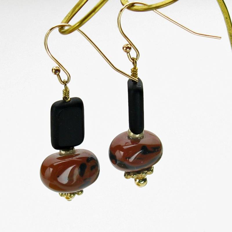 Braune Swirl Lampwork Ohrringe Braune Swirl Lampwork Ohrringe von gingersmixedmedia