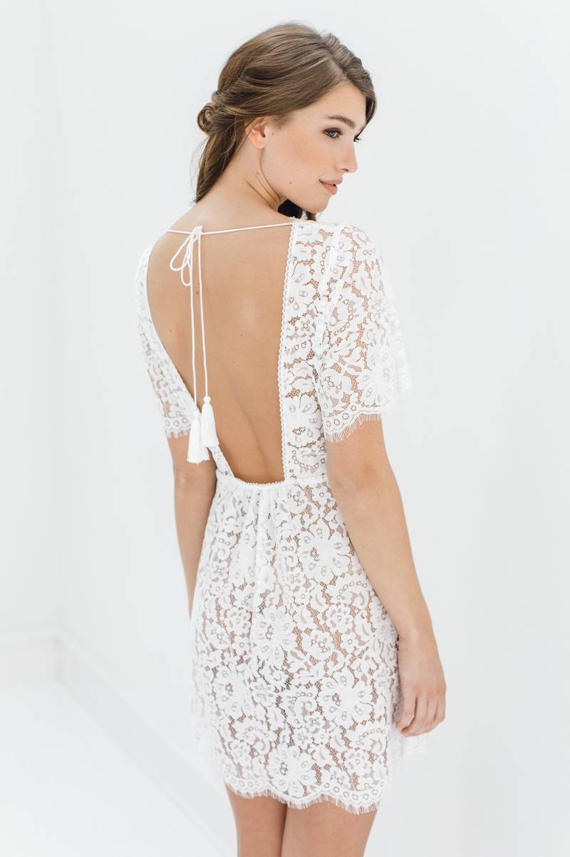 Sunshine Open Back Lace Robe Mit Quasten, Off White; Fallrücken, Feminines, Elegantes Brautnachthemd; Soft Cotton Flitterwochen Kleid Sunshine Open Back Lace Robe Mit Quasten, Off White; Fallrücken, Feminines, Elegantes Brautnachthemd; Soft Cotton Flitterwochen Kleid von girlandaseriousdream