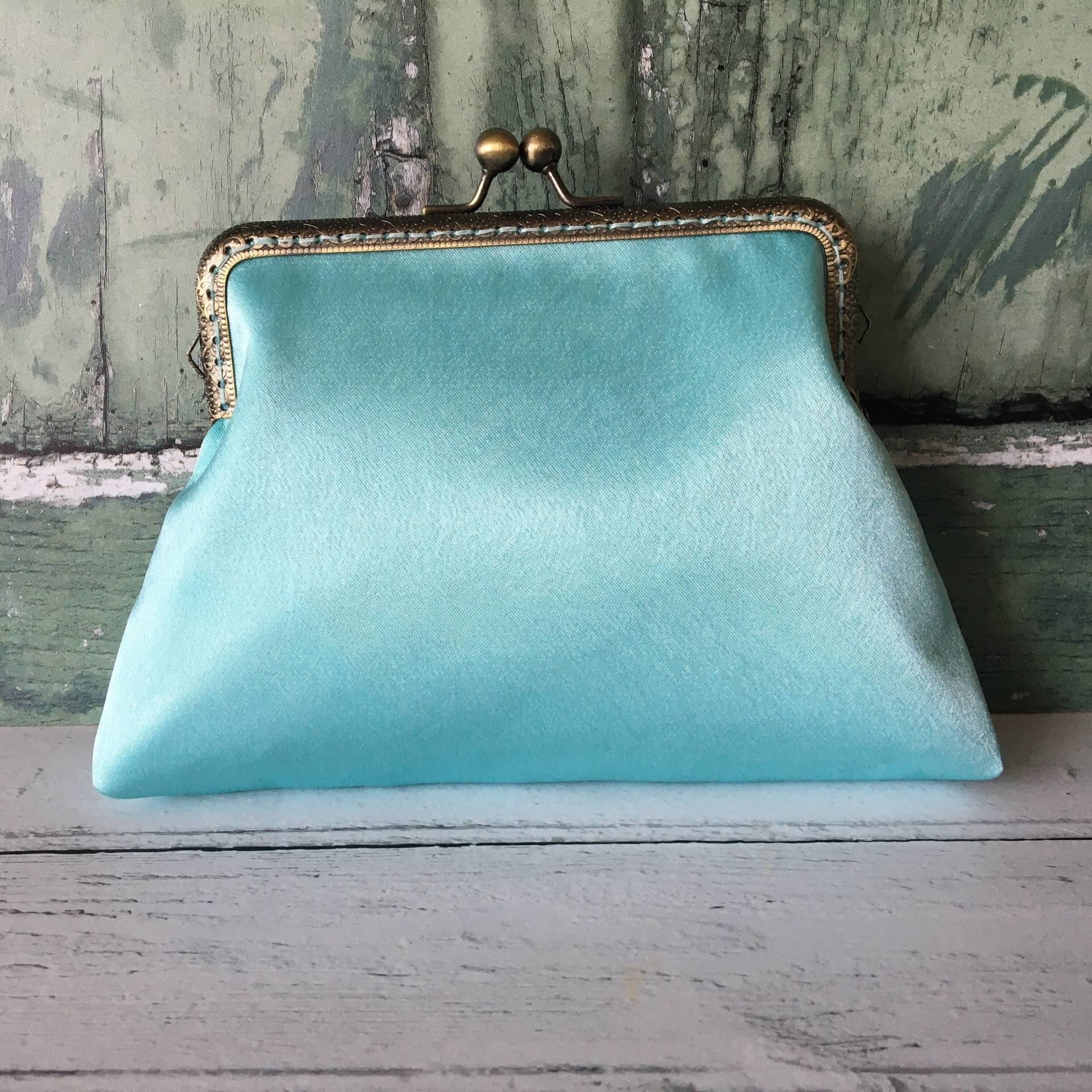 Helle Minze Grün Satin 5, 5 Zoll Sew in Spange Rahmen Clutch Tasche Helle Minze Grün Satin 5, 5 Zoll Sew in Spange Rahmen Clutch Tasche von girlgotbag