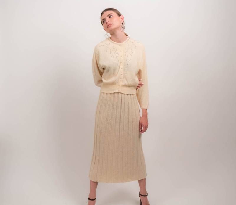 40Er Jahre Knit 2 Stück Set. Perlen Strickjacke. Midi Stricken Rock. Zweiteilige Strickjacke Creme Wolle Cardigan. Größe S von giselaandzoevintage