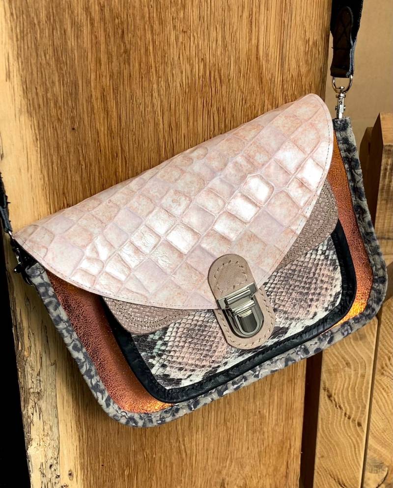 Unikat Ledertasche Patchwork Umhängetasche von gizaKunsthandwerk