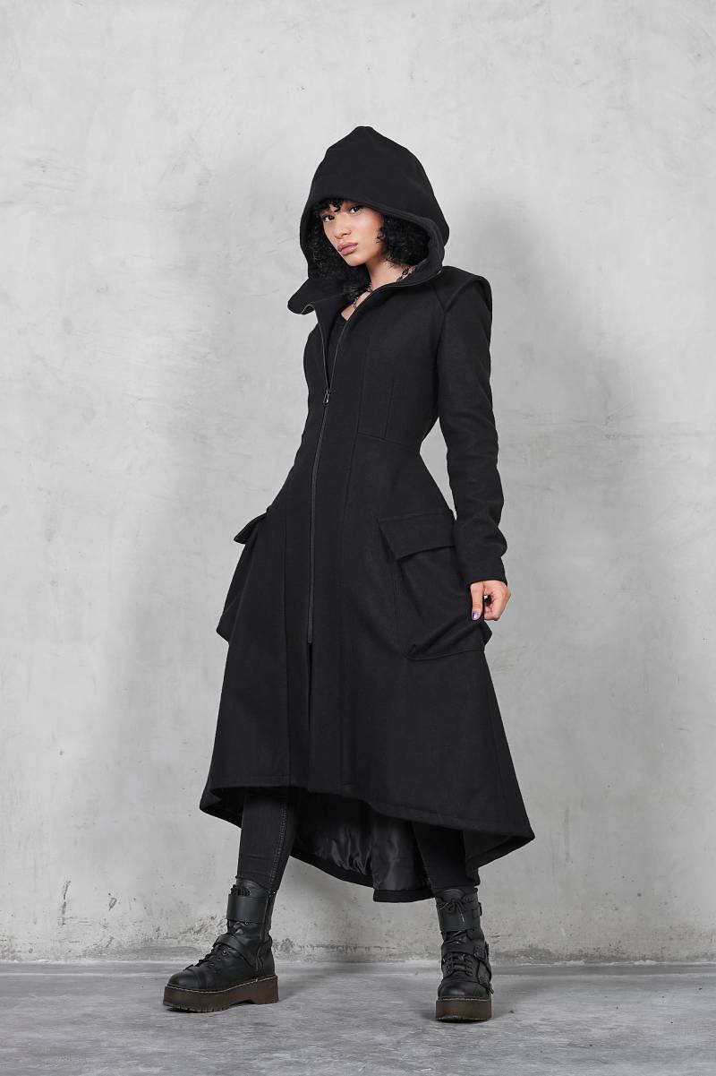 Wolle Gothic Kapuzenmantel, Langer Schwarzer Wintermantel von gizda