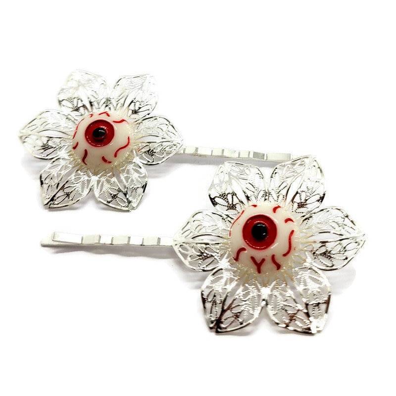 Blutiges Auge Haar Pins 2Er Set Bobby Goth Gothic Halloween Schmuck Teen Girl Hübsche Haarspangen Silber Haarkamm Clip von glamasaurus