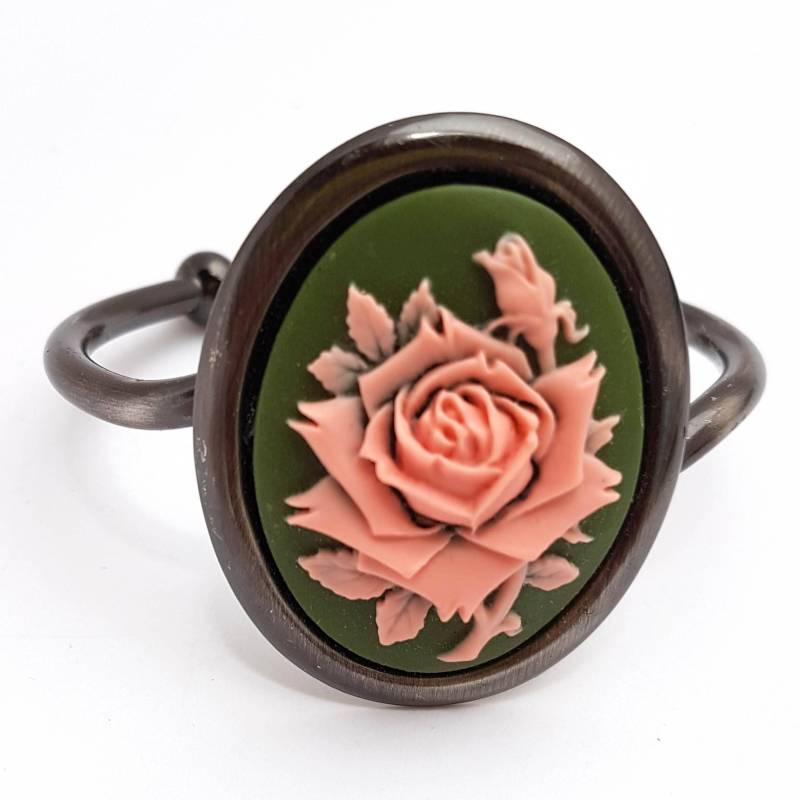 Rose Cameo Armband-Floral Armband-Manschette Armband-One Size Fits All-Geschenke Für Sie-Muttertag Geschenk-Antique Silber Schmuck-Brautjungfer von glamasaurus