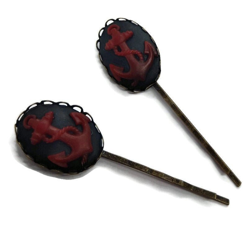 Roter Anker Bobby Pin 2Er Set Maritim Cameo Haarspangen Sailor Pins Rockabilly Haarnadeln Modeaccessoire Haarspange Clip Roter Anker Bobby Pin 2Er Set Maritim Cameo Haarspangen Sailor Pins Rockabilly Haarnadeln Modeaccessoire Haarspange Clip von glamasaurus