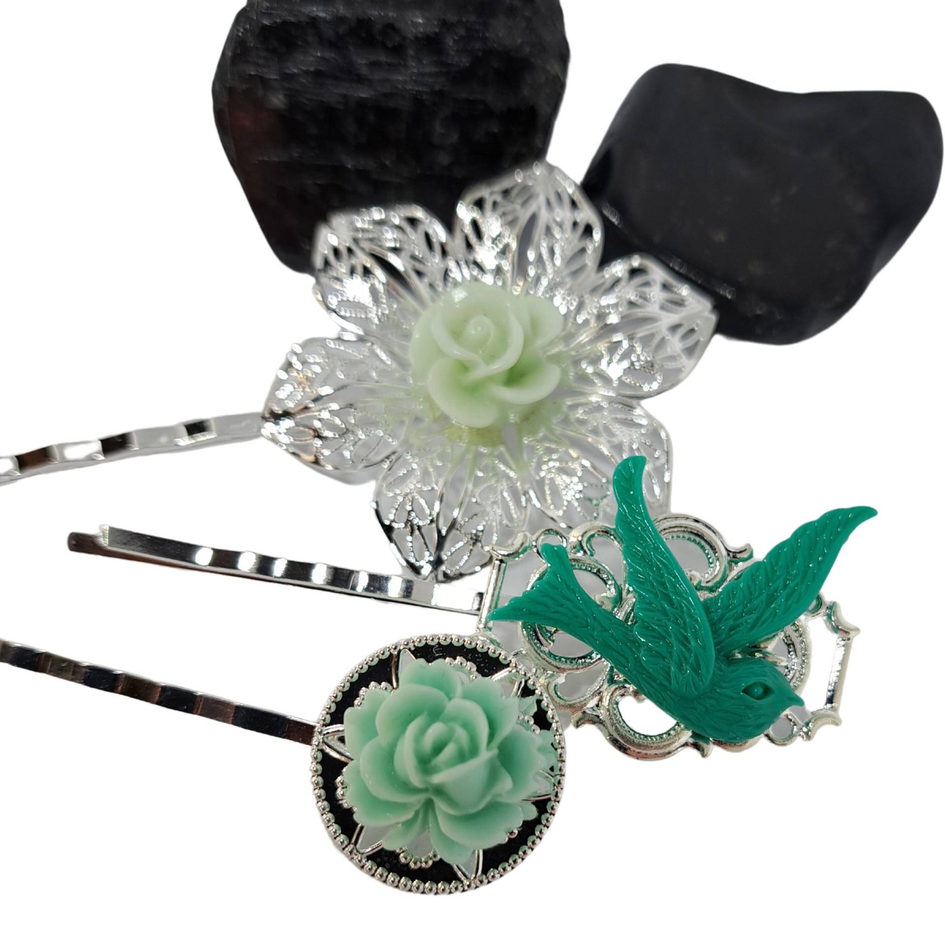Teal Mintgrün Haarnadeln Blumen Bobby Pins 3Er Set Brautjungfer Geschenk Haarspange Floral Accessoire Blumenschmuck Haarkamm Hair Regency Teal Mintgrün Haarnadeln Blumen Bobby Pins 3Er Set Brautjungfer Geschenk Haarspange Floral Accessoire Blumenschmuck Haarkamm Hair Regency von glamasaurus
