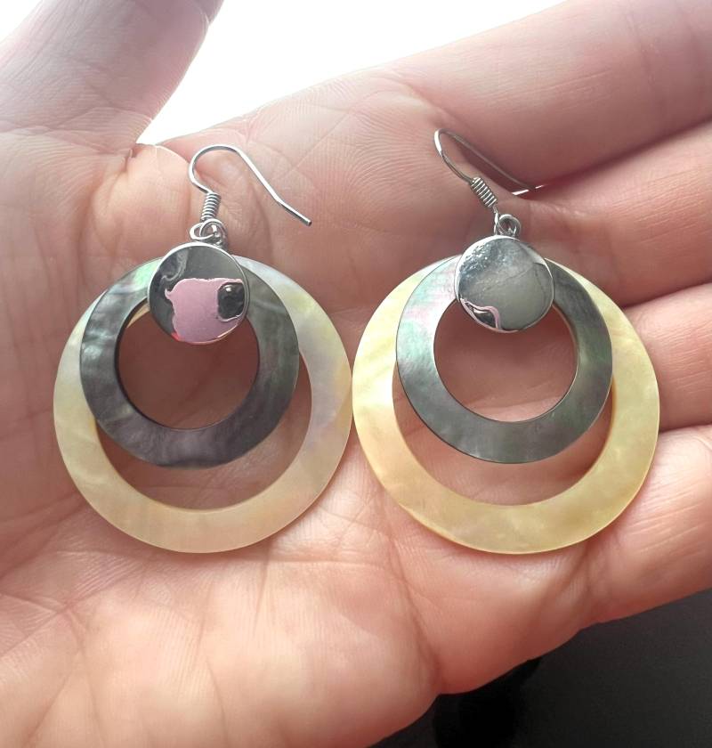 Disc Shell Hoop Statement Ohrringe Groß. Hübsche Kreis Leichte Komfortable Silber Ton von glamrox