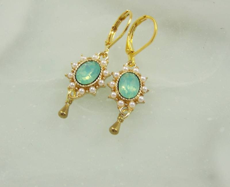 Antonia Ohrringe Vintage Grün Weiss Gold Ohrhänger Ohrstecker Ohrschmuck Viktorianisch Geschenk Frauen Hochzeitstag Romantisch Jugendstil von glanzundgeschmeide