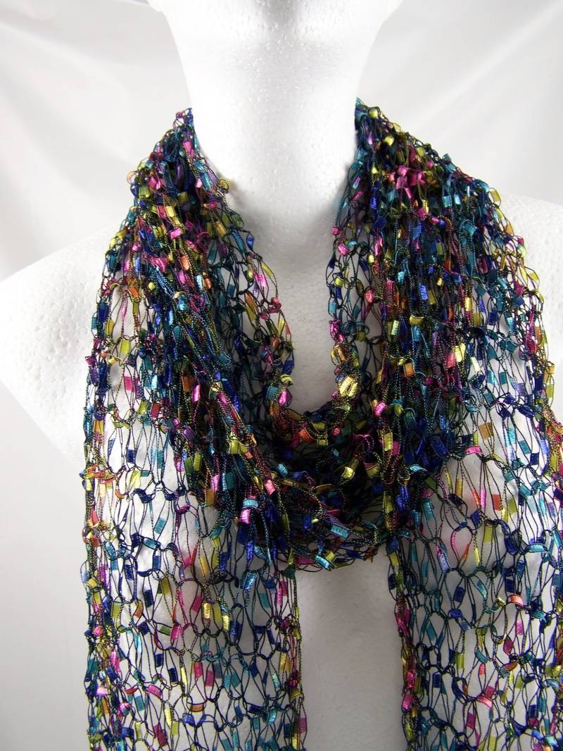 Blaubeerwäldchen Feine Handarbeit Lace Strickschal Tücher Geschenk Geburtstag Frauen Accessoires Bunt Boho Hippie von glanzundgeschmeide