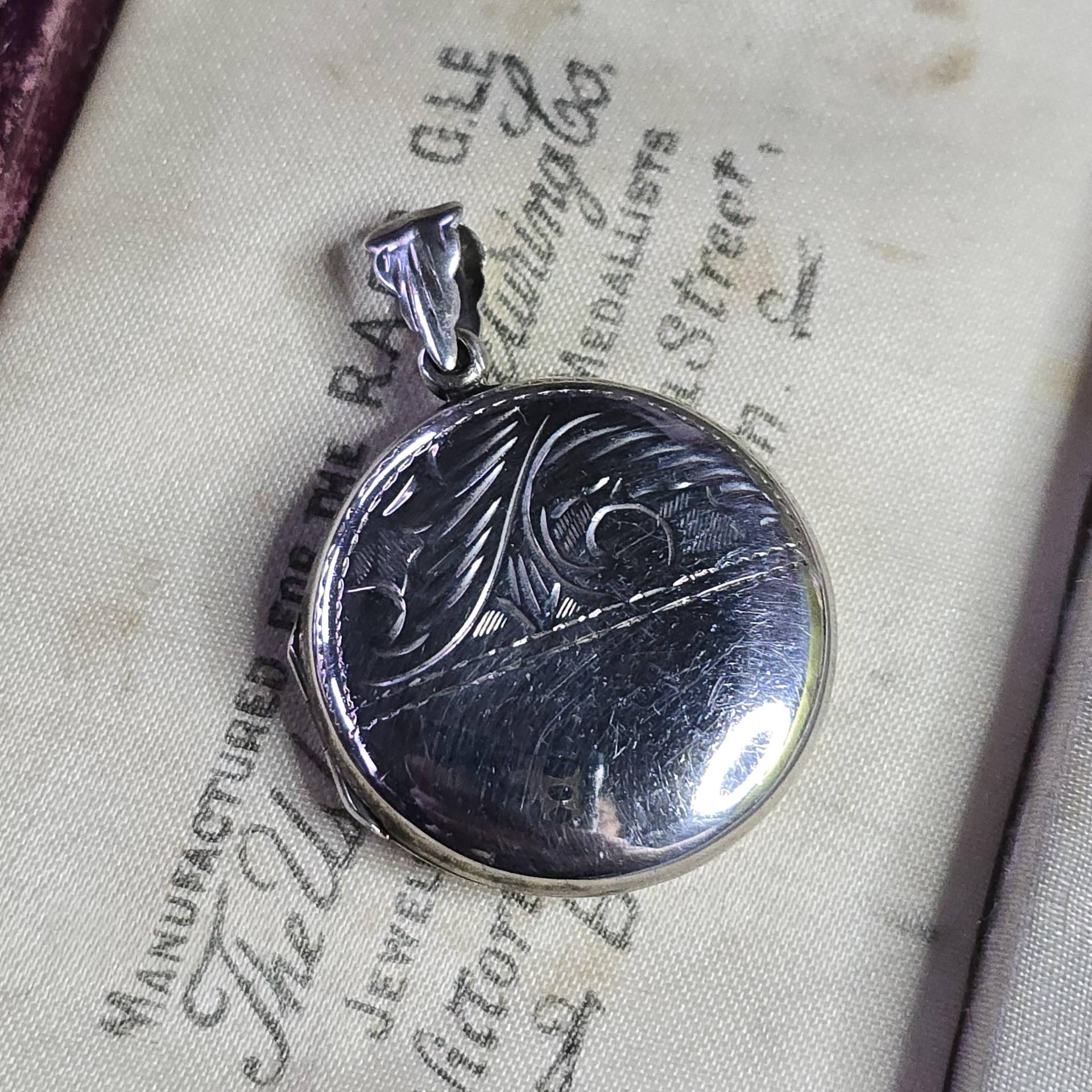 Midcentury Sterling Silver 925 Medaillon Anhänger, True Vintage Fotomedallion, Locket 1950, Cottage, Floral Midcentury Sterling Silver 925 Medaillon Anhänger, True Vintage Fotomedallion, Locket 1950, Cottage, Floral von glaskult13