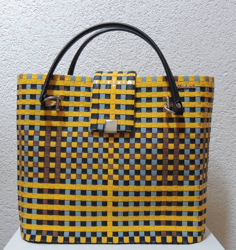 Einkaufs-Shopper in Flechttechnik von glasschmuckdesign