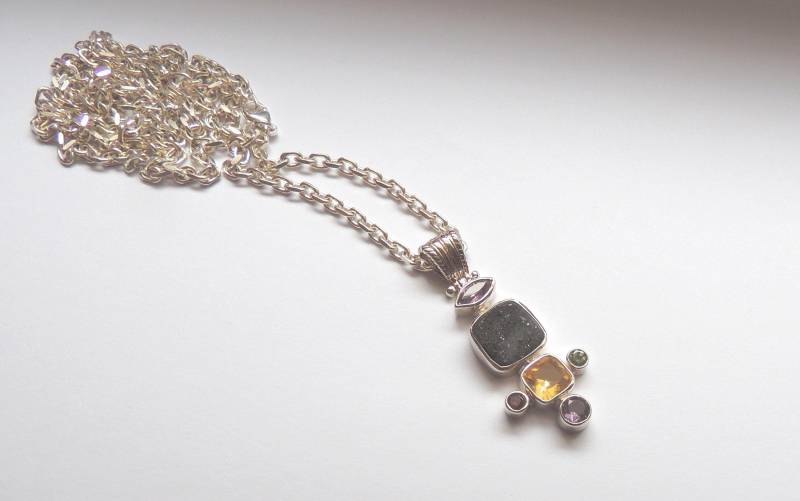 Lange Kette Mit Edelsteinen von glasschmuckdesign