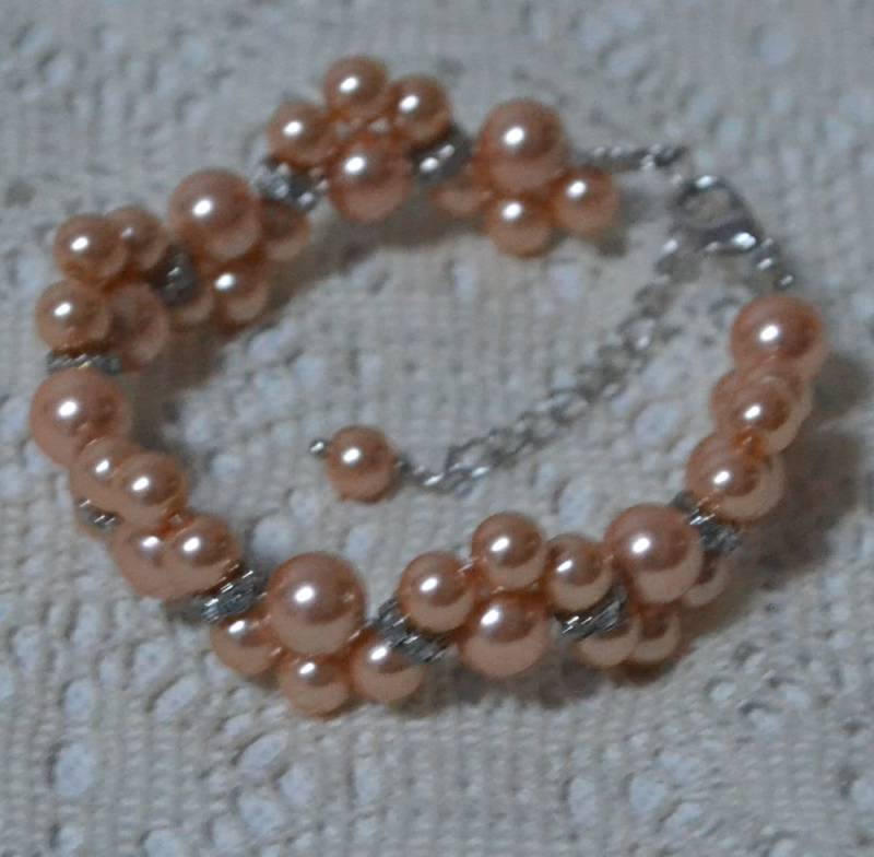 Pfirsich Perlen-Blumen-Armband, Kristallhochzeits-Schmucksachen von glasspearlstore