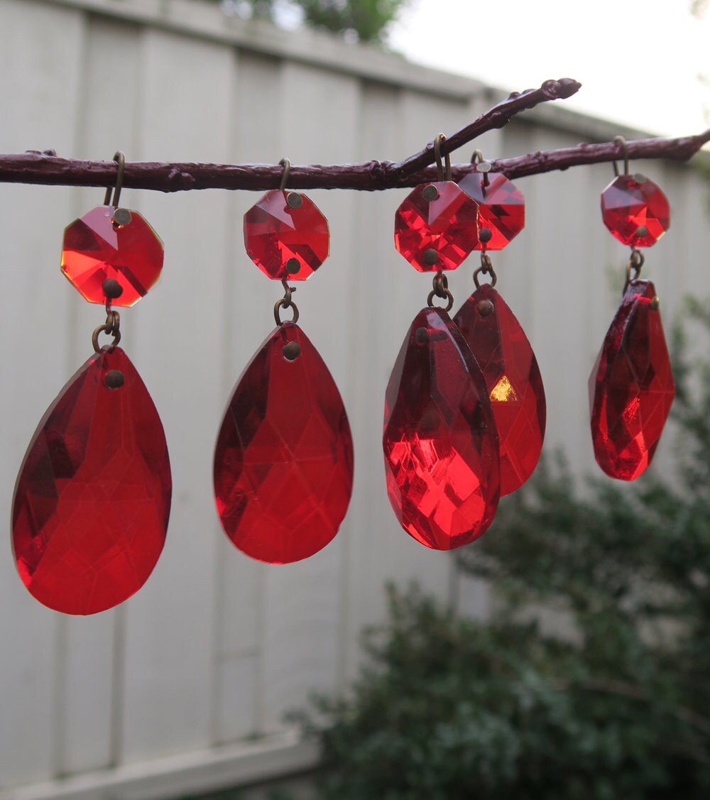 10 Rubin Rot Glas Kristall Prisma Lampen Kronleuchter Teil Suncatcher Design Set Dunkel Stifte Kunsthandwerk von glassscale