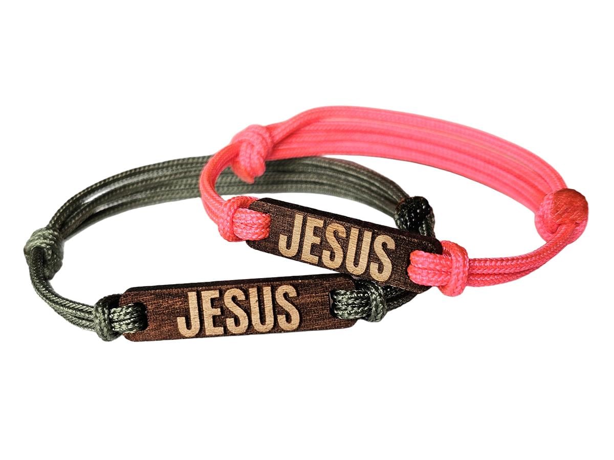 Handgefertigtes Jesus Paracord Armband | Holzgravur Verstellbar 12 Farben Handgefertigtes Jesus Paracord Armband | Holzgravur Verstellbar 12 Farben von glaubemir