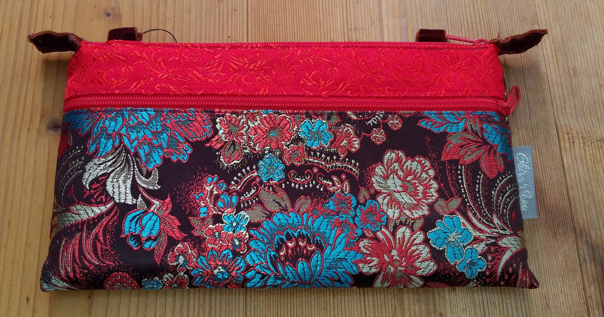 Besondere Handytasche Mit Reißverschluss Und Außenfach Besondere Handytasche Mit Reißverschluss Und Außenfach von glitzer4you