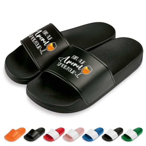 Bin auf Aperol-Spritztour Badelatschen | Slipper | Badeschuhe | Schlappen | Hausschuhe | Pantoletten | Unisex | Urlaub | Malle | JGA | Geschenkidee | Lustige Motive | Rutschfest | Schwarz | Größe 39 von glitzertassen-de