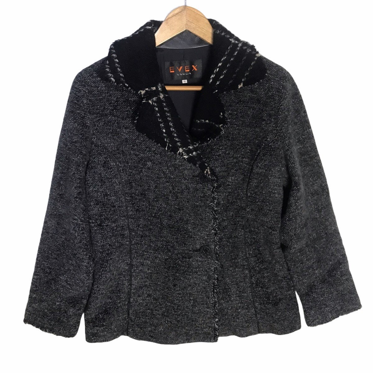 Evex Von Krizia Weiche Wolle Distressed Design Jacke Evex Von Krizia Weiche Wolle Distressed Design Jacke von glorialuxuryStore