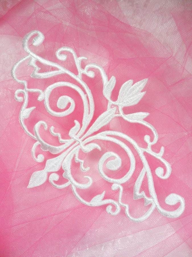Gb56 Stickapplikationen Weiss Eisen Auf Designer Scroll-Patch | Gb-Wh Gb56 Stickapplikationen Weiss Eisen Auf Designer Scroll-Patch | Gb-Wh von gloryshouse
