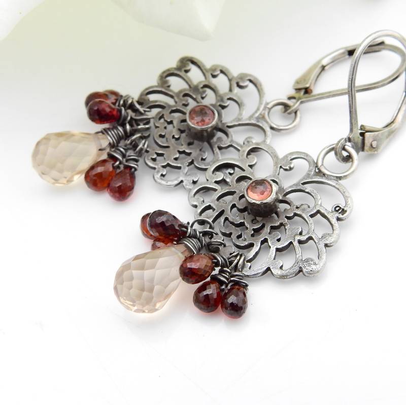 Burgunder Saphir Und Champagnerquarz Ohrringe in Sterling Silber von glowfly