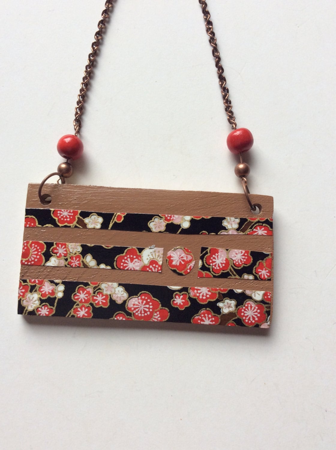 Anhänger Aus Recyceltem Bauholz. Kampfer-Lorbeer-Anhänger.kirschblüten-Washi-Papier.kupferkette von gojjell