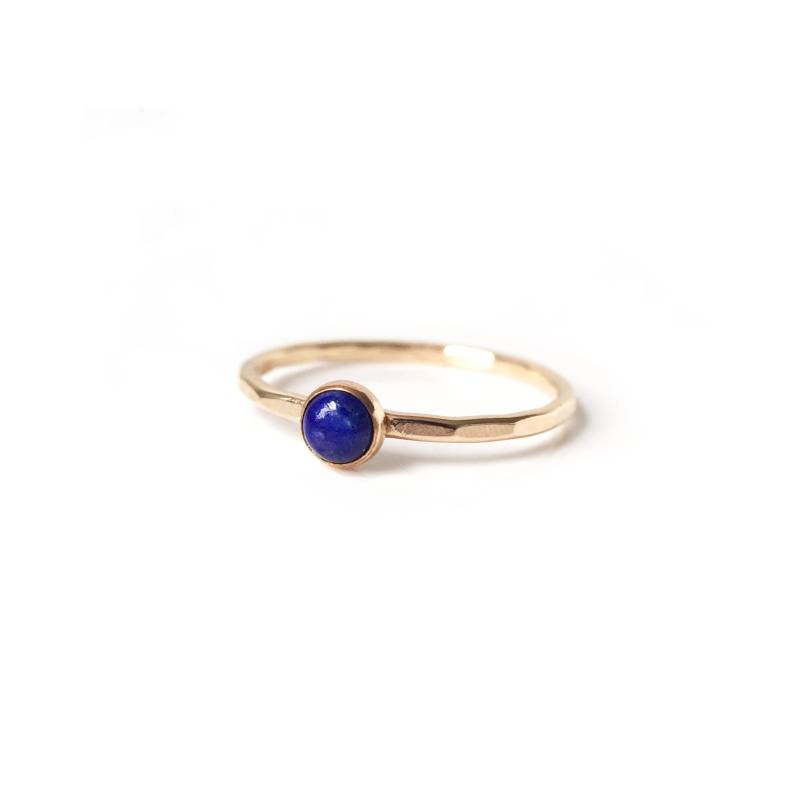 Handgemachte Lapis Lazuli Stein Ring // Gehämmerter 14K Gold Filled Oder Sterling Silber Edelstein von goldeluxe