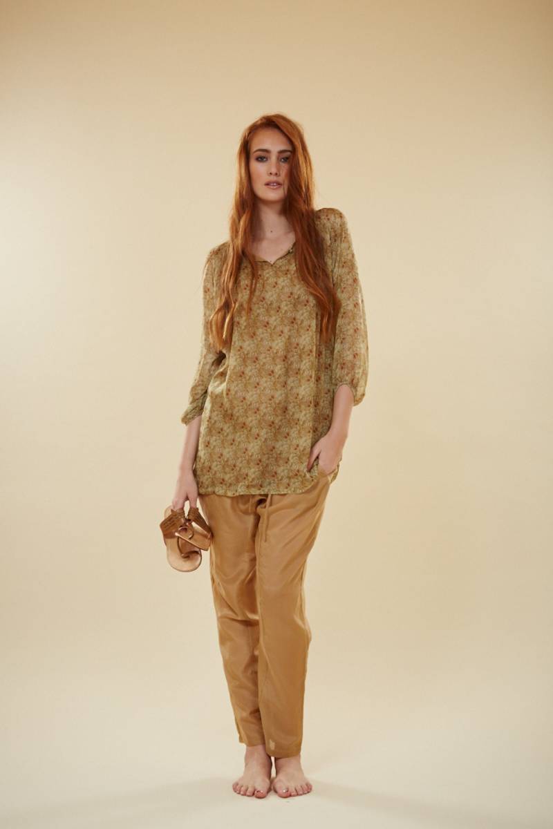 Kurzes Seidenhemd-Kleid Gefüttert. Bolanda Im Artis Print Kleid, Strandkurzurlaubsort von goldenoneclothing