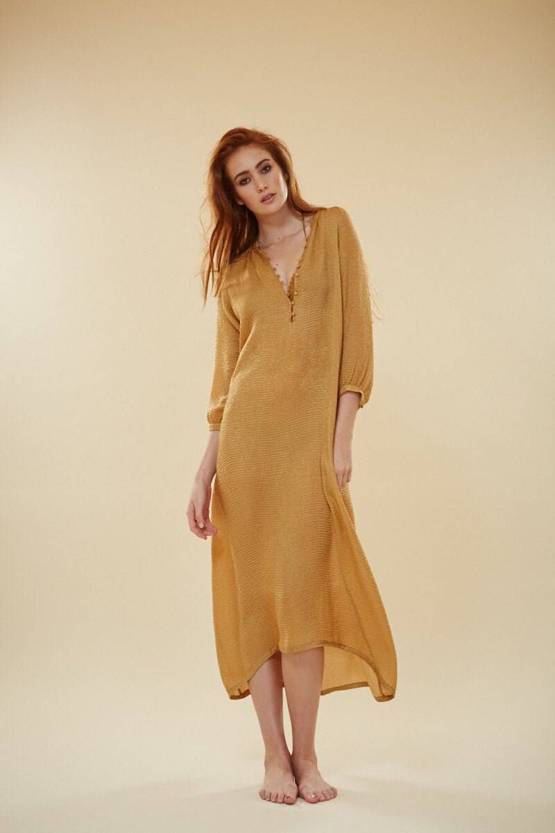 Reines Seidenkleid. 2 Stück Langes Strukturiertes Gold Kleid. Zaunkönig Für Alle Gelegenheiten. Kleid Aus 100% Reiner Seide. Biologisch Abbaubar von goldenoneclothing