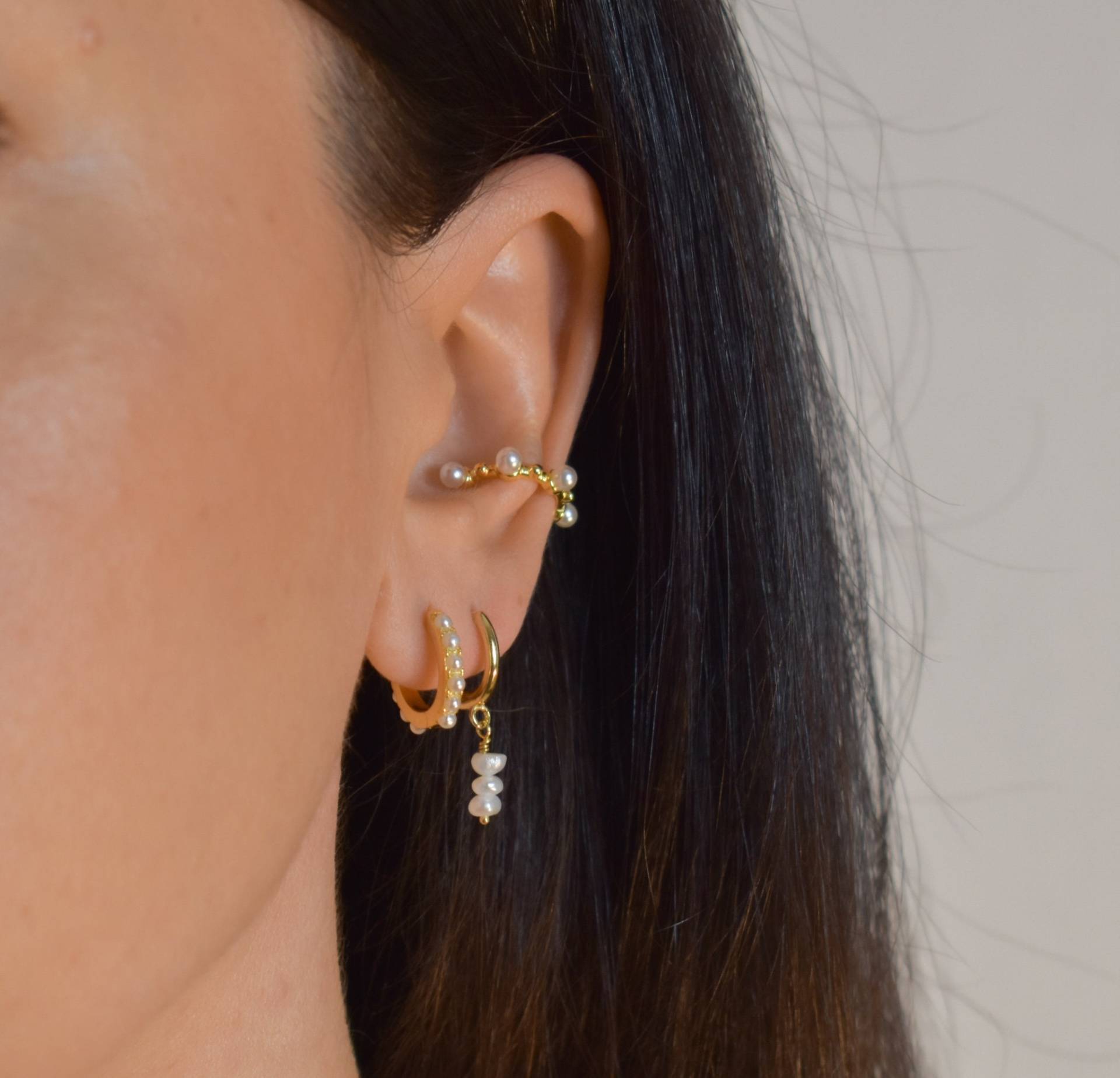 Creole Mit Perlen Ohrringe Gold Feine Gold Sterling Silber 925 Kleine Silber Zierliche Creole Mit Perlen Ohrringe Gold Feine Gold Sterling Silber 925 Kleine Silber Zierliche von goldenstrawberryDE