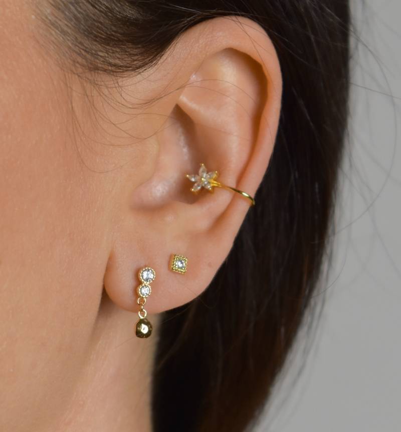 Ear Cuff Blume Ohrklemme Silber Sterling Silber Zirkonia Silber Minimalistisch Gold Ear Cuff Blume Ohrklemme Silber Sterling Silber Zirkonia Silber Minimalistisch Gold von goldenstrawberryDE