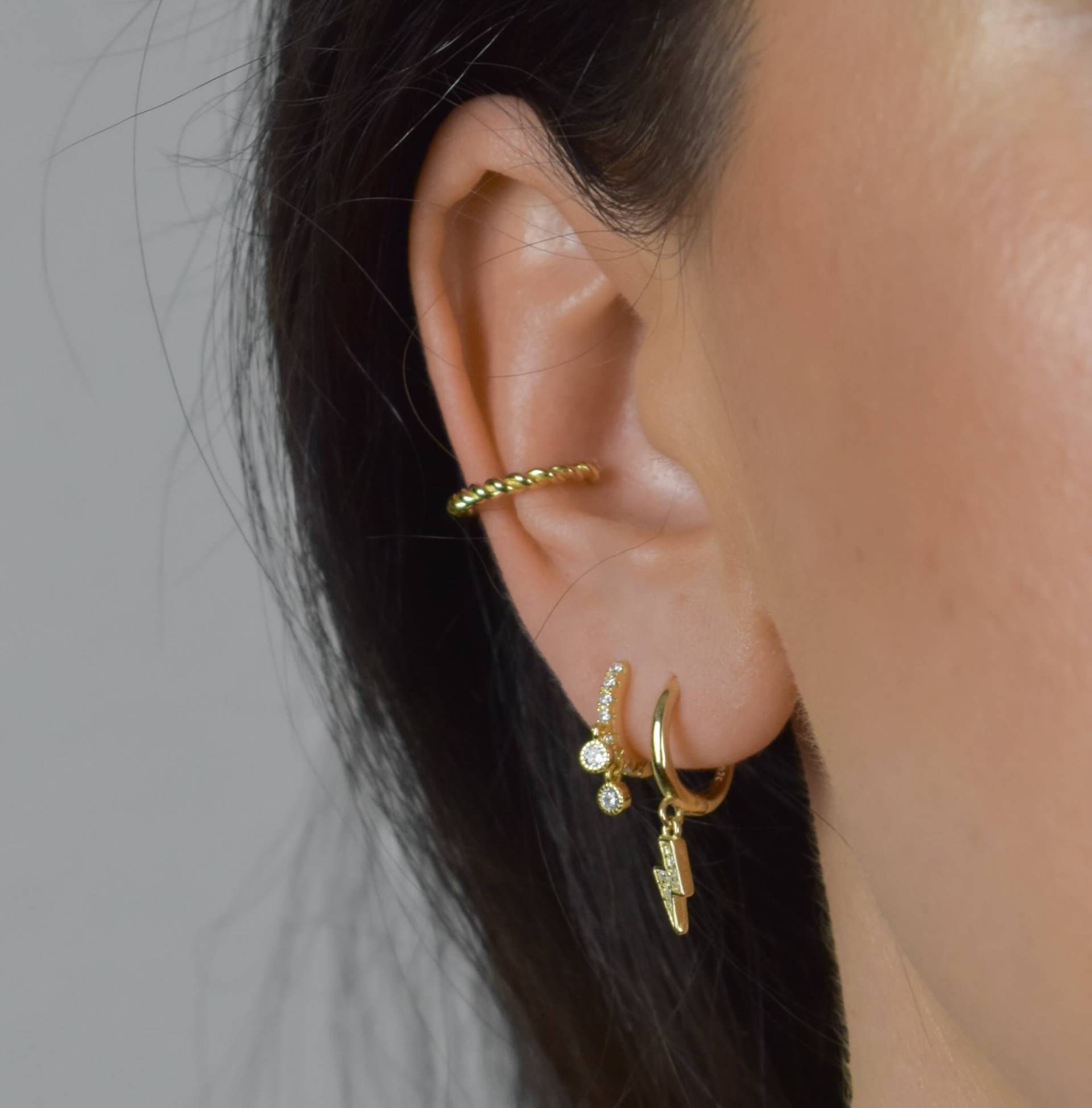 Ear Cuff Gold Zierlicher Ohrklemme Gold Sterling Silber Earcuff Gedrehter Silber Minimalistisch Schmuck Ear Cuff Gold Zierlicher Ohrklemme Gold Sterling Silber Earcuff Gedrehter Silber Minimalistisch Schmuck von goldenstrawberryDE