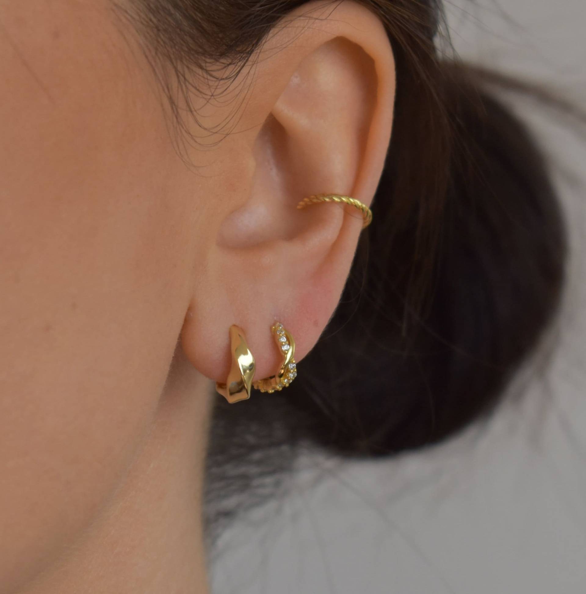 Fein Gedrehter Ear Cuff Gold Zierlicher Ohrklemme Gold Sterling Silber Earcuff Silber Schmuck Gedrehte Fein Gedrehter Ear Cuff Gold Zierlicher Ohrklemme Gold Sterling Silber Earcuff Silber Schmuck Gedrehte von goldenstrawberryDE