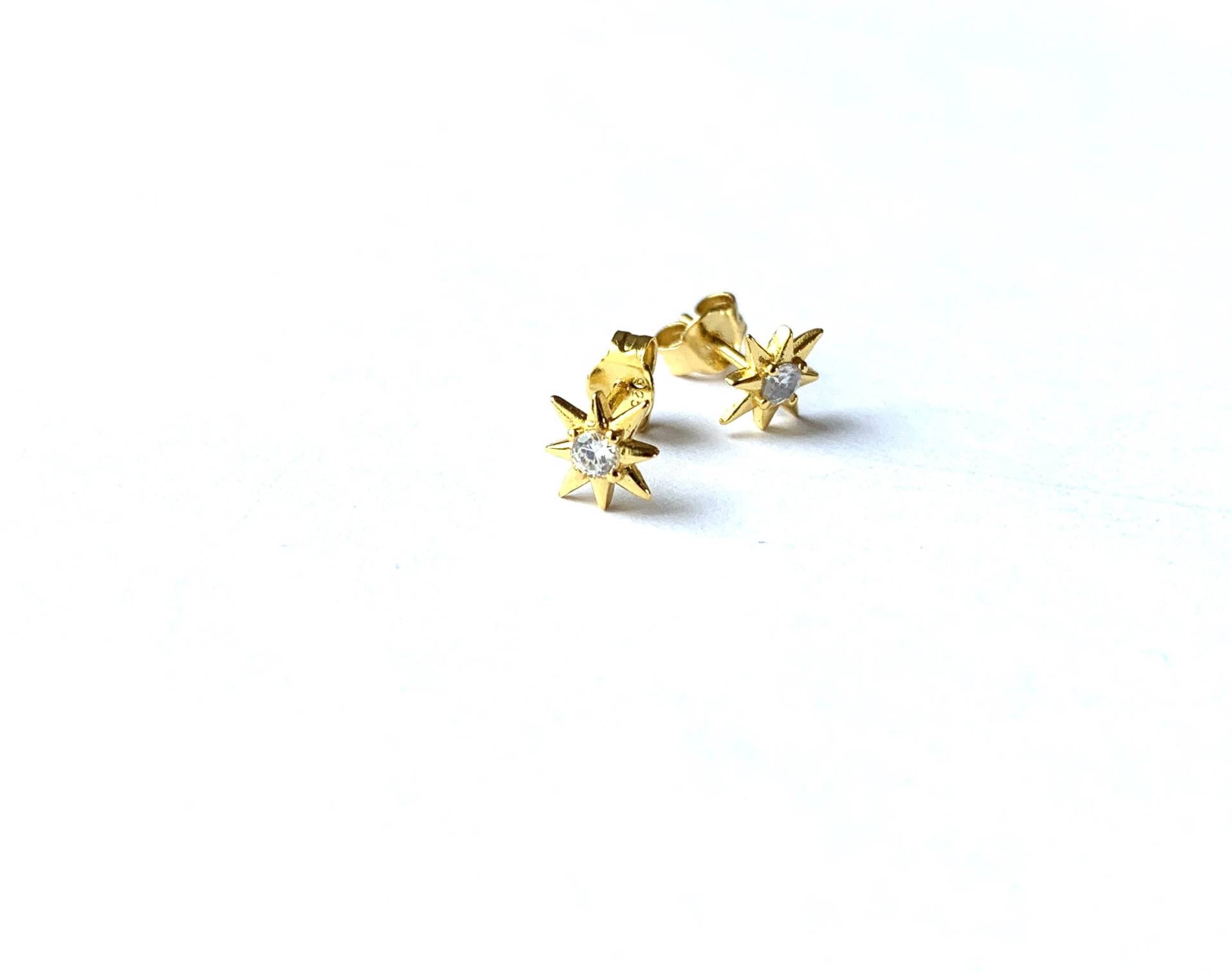 Stern Ohrstecker Gold Winzige Silber Gold Cz Sterling Silber 925 Winziger Stern Ohrring Stern Ohrstecker Gold Winzige Silber Gold Cz Sterling Silber 925 Winziger Stern Ohrring von goldenstrawberryDE