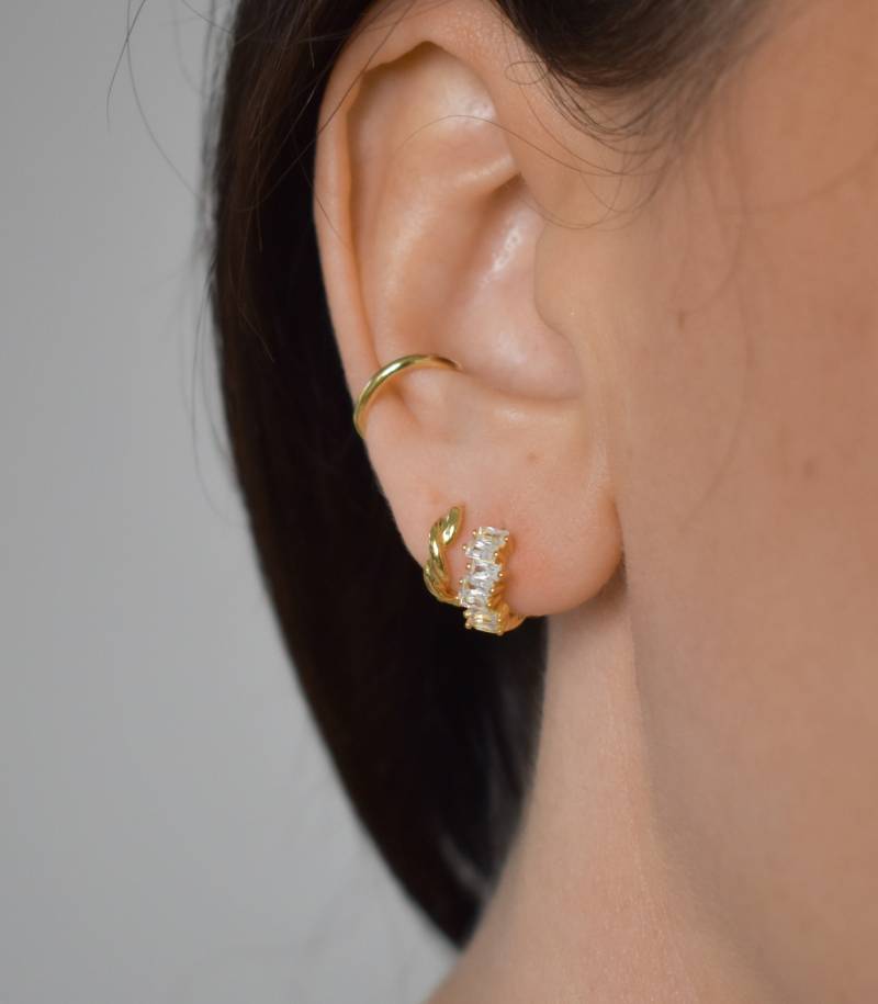 Zierliche Creole Cz Ohrring Mit Baguette Zirkonia Gold Ohrringe Silber Sterling Gold Mini Zierliche Creole Cz Ohrring Mit Baguette Zirkonia Gold Ohrringe Silber Sterling Gold Mini von goldenstrawberryDE