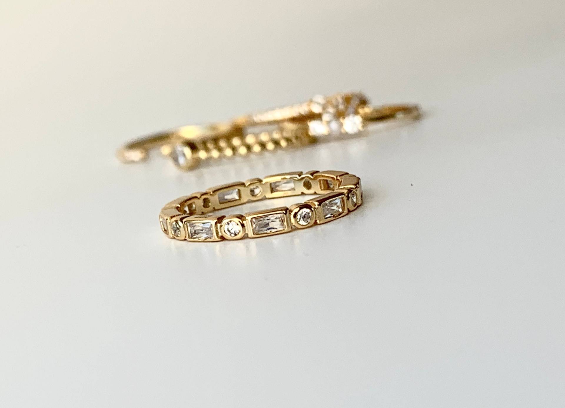 Zierlicher Cz Ring Goldring Mit Baguette Zirkonia Feiner Silber Stapelring Gold Dünner Gold Schmuck Stapelring Zierlicher Cz Ring Goldring Mit Baguette Zirkonia Feiner Silber Stapelring Gold Dünner Gold Schmuck Stapelring von goldenstrawberryDE