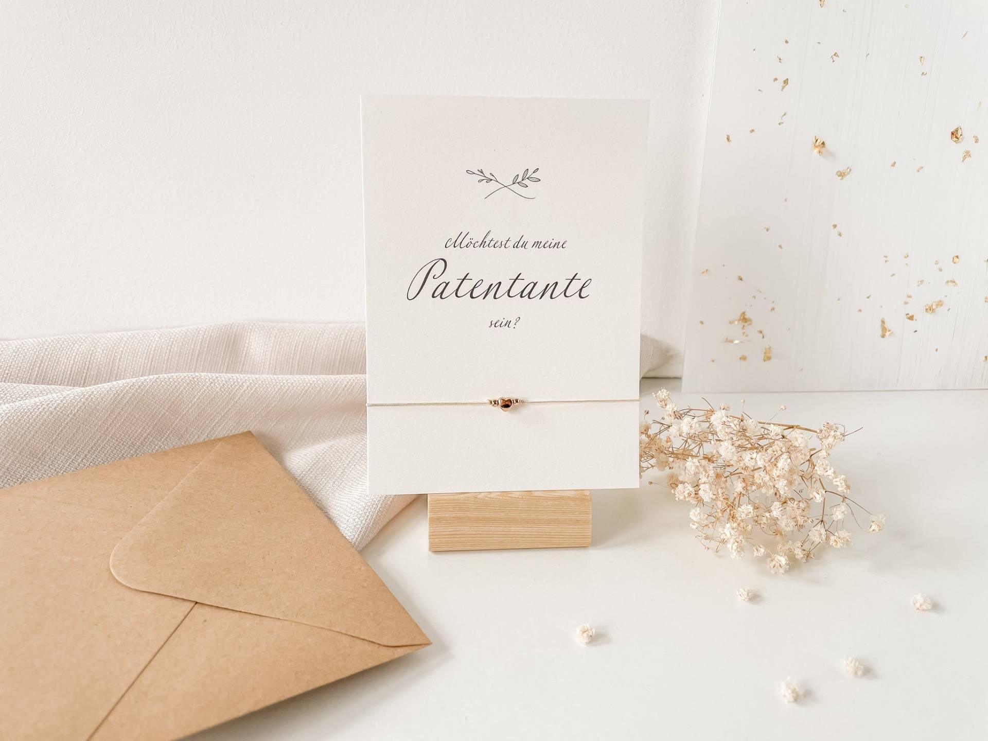 Geschenk Patentante Fragen Neutral Minimalistisch Schwarz Weiß Postkarte Geschenkset Taufe Geburt Baby von goldglaenzend
