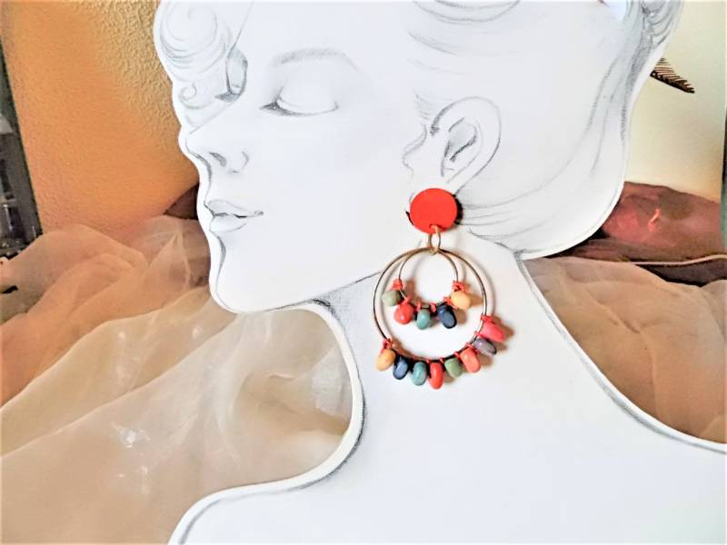 Doppelte Creolen Mit Bunten Holzperlen Als Ohrclips Große Auffällige Ohrringe 70Er Jahre Geschenk Frauen Zirkus, Show, Art 1413068572 von goldknoepfchen