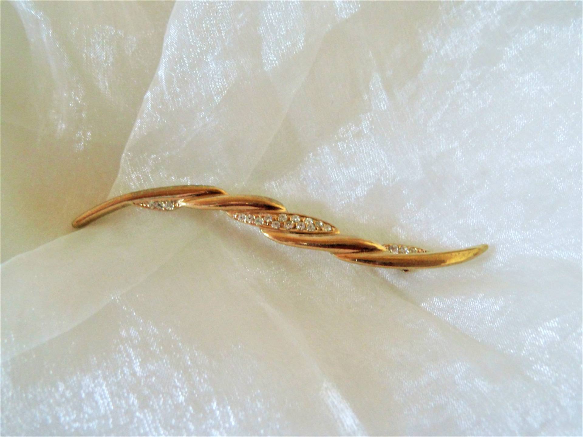 Vintage Stabbrosche Mit Kristallen Lang Elegant, Geschenk Für Frauen, Anstecker 70Er Jahre, Hübsche Anstecknadel, Art 627192929 Vintage Stabbrosche Mit Kristallen Lang Elegant, Geschenk Für Frauen, Anstecker 70Er Jahre, Hübsche Anstecknadel, Art 627192929 von goldknoepfchen