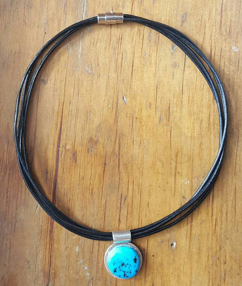 Vintage Türkis Und Sterling Silber Taxco Mexico 925 Anhänger, Leder Halskette, Anhänger Schmuck von goodkarmanyc