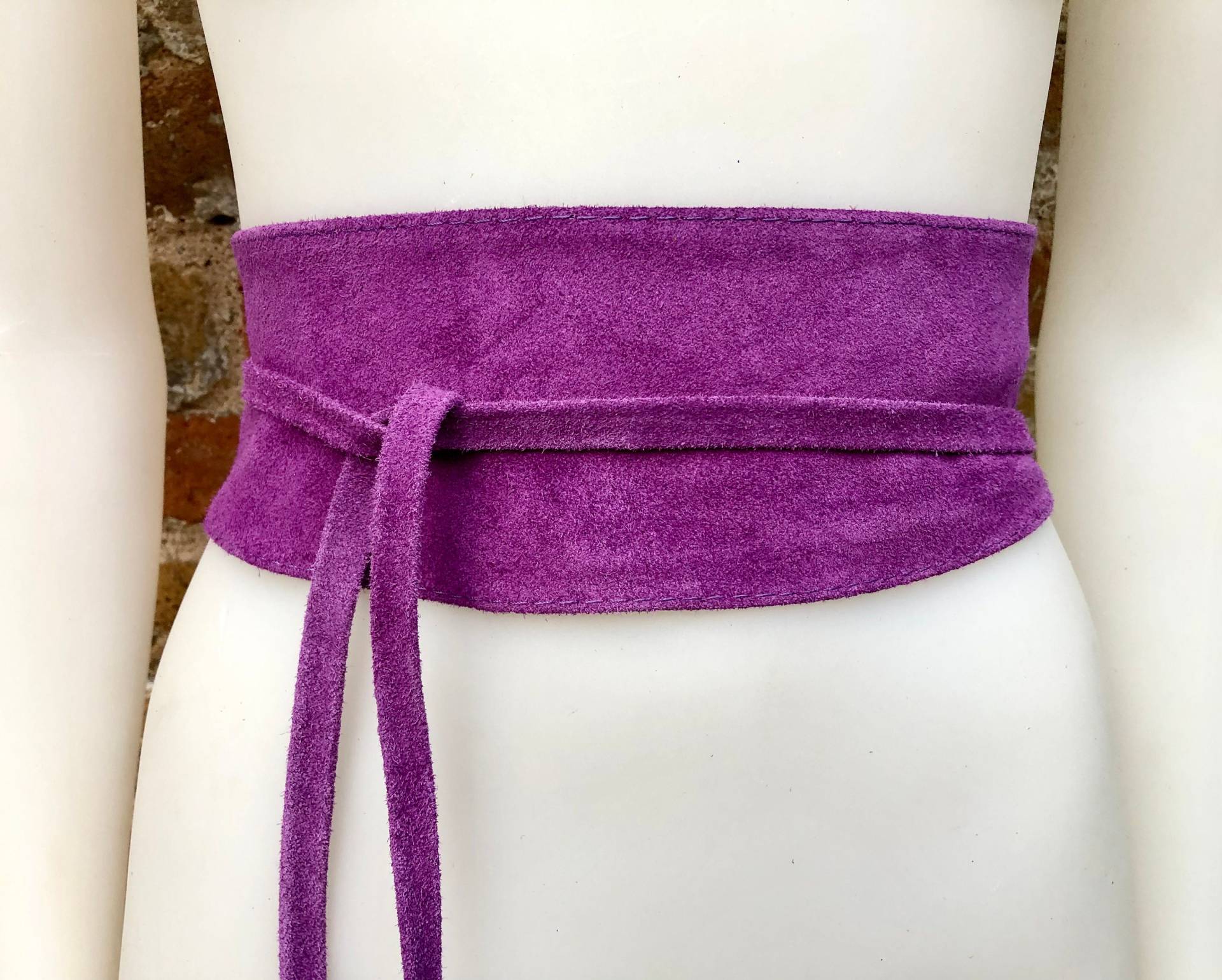 Lila Wildleder Obi Gürtel, Sash Aus Echtem Weichem Wildleder, Taillen Mauve Schärpe, Obi, Boho Lavendel Gürtel von goodtimesbarcelona