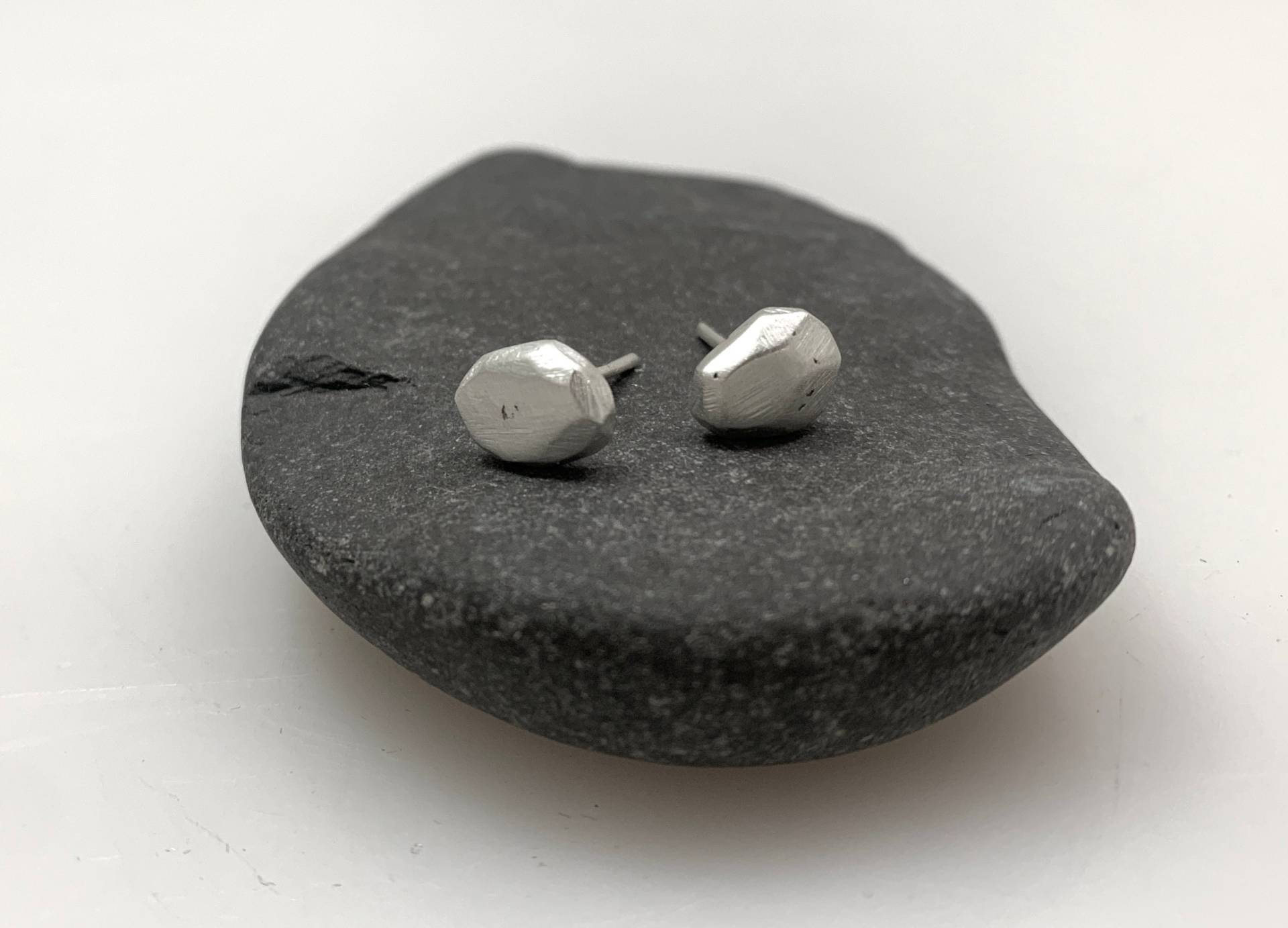 Kieselstein Ohrstecker Kieselstein Ohrstecker von gracehoganjewelry