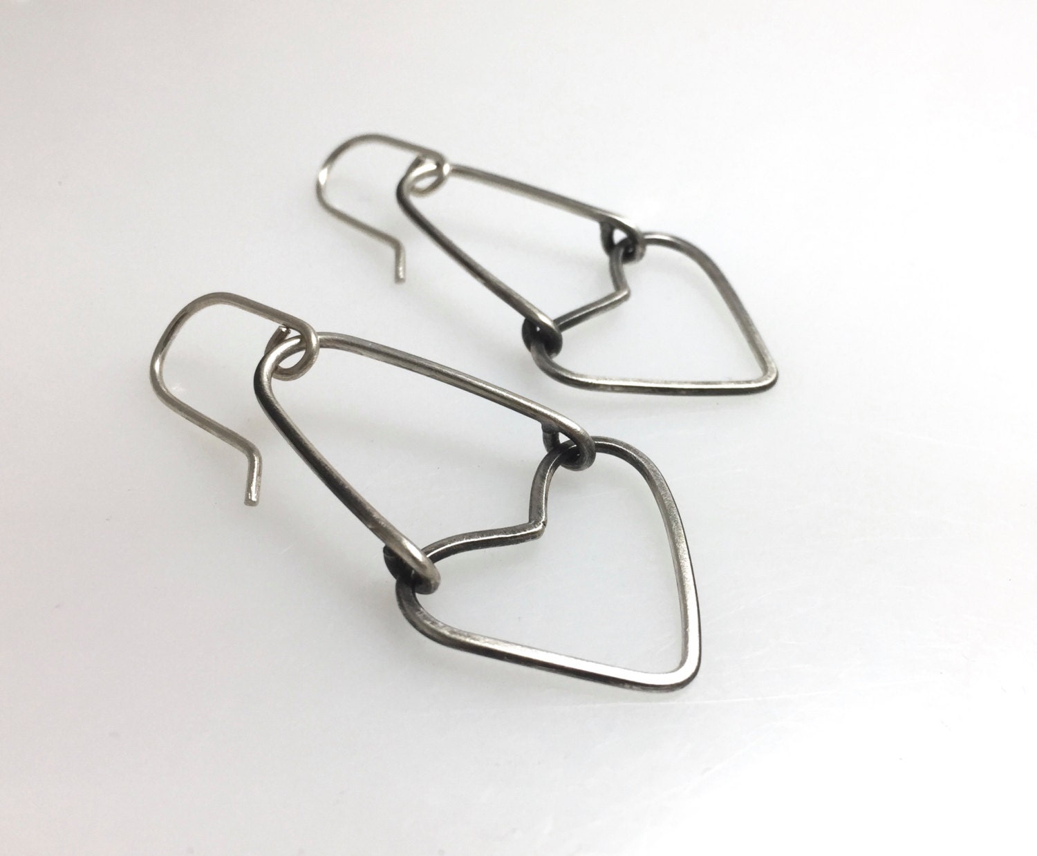 Kleine Herz Ohrringe Kleine Herz Ohrringe von gracehoganjewelry