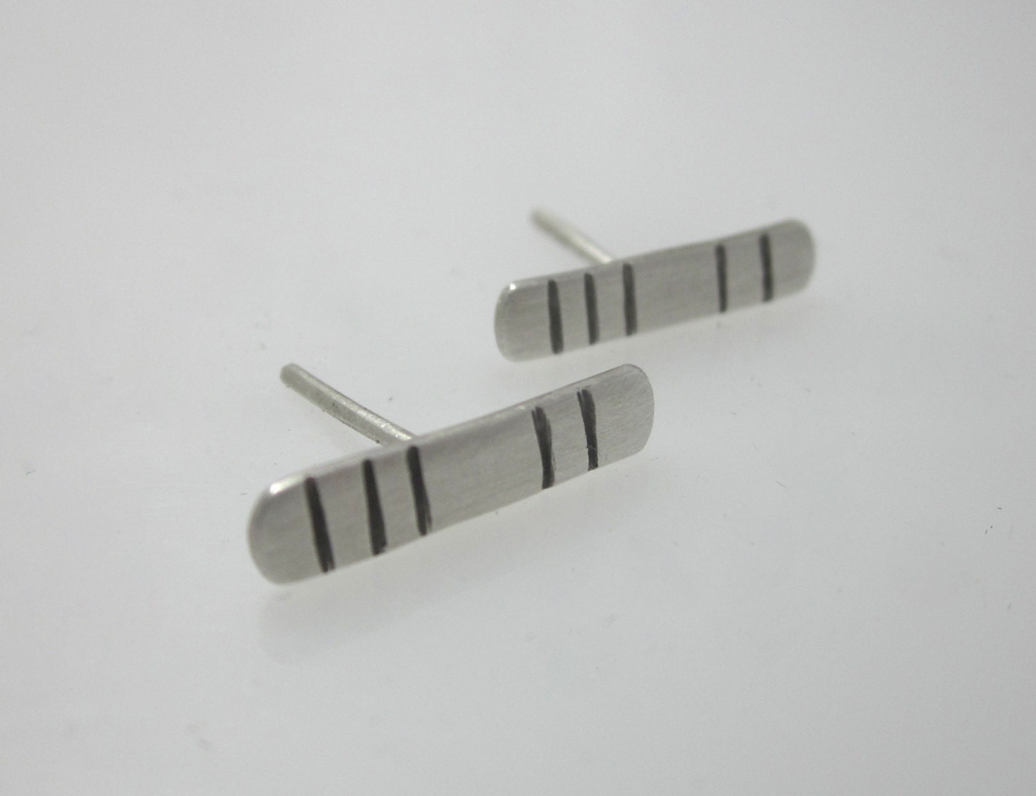 stick Ohrstecker stick Ohrstecker von gracehoganjewelry