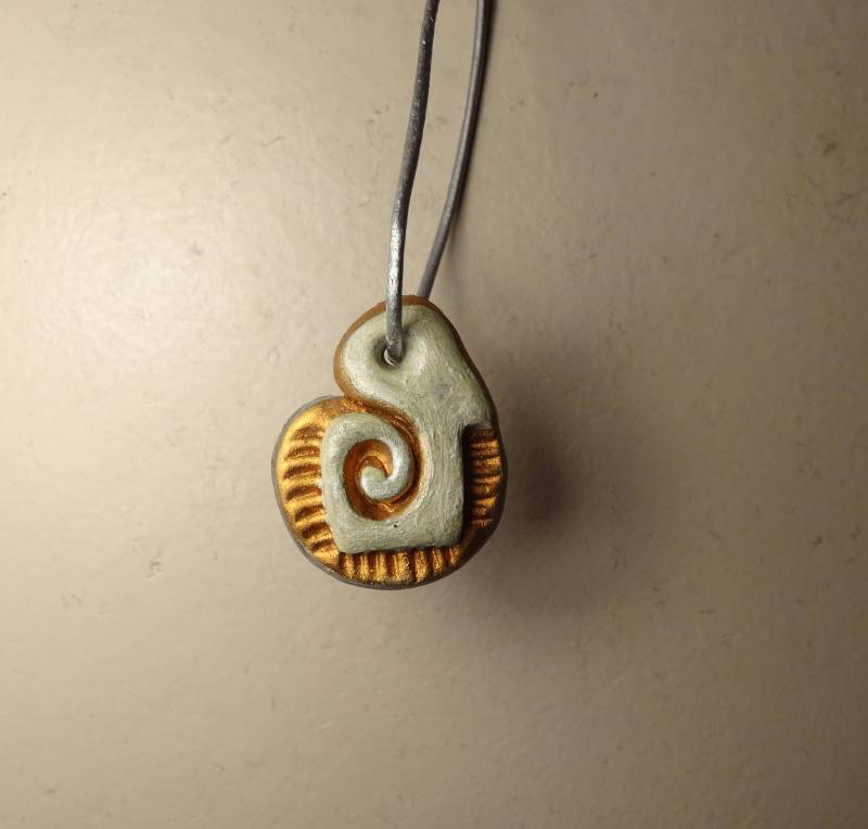 Anhänger Fossilen Nautilus Shell Mit Link Leder - Für Mode-Schmuck Und Golden White von gracyloufribush