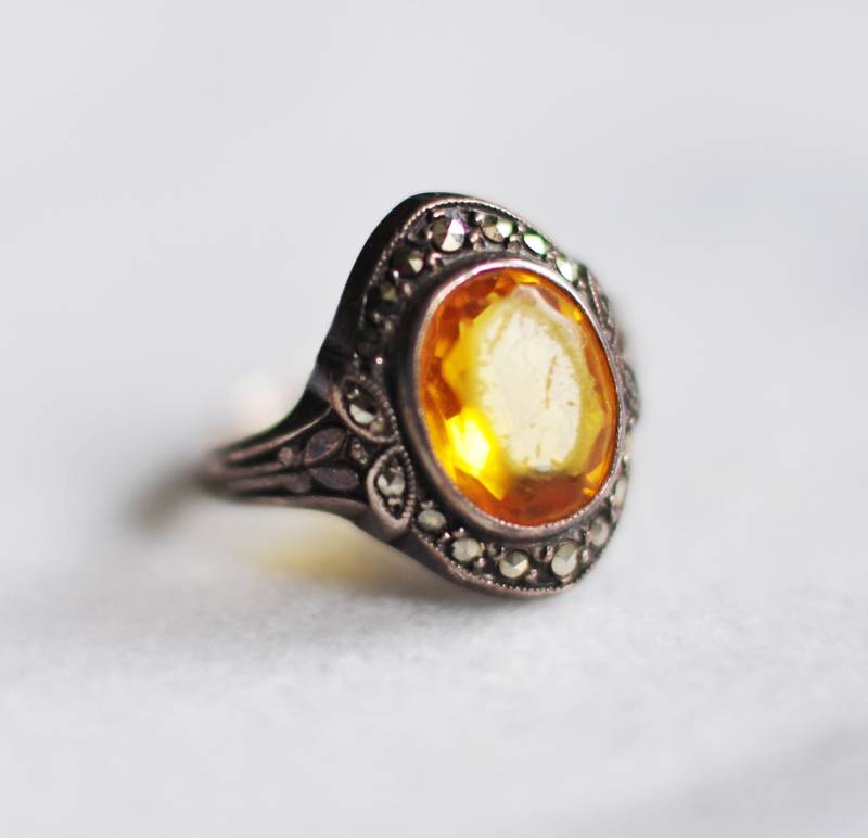 Damen Sterling Silber Jahrgang Citrin Topas Ring Mit Beschlagene Filigran | Größe 5-5.5 Damen Sterling Silber Jahrgang Citrin Topas Ring Mit Beschlagene Filigran | Größe 5-5.5 von grandfathersclocks
