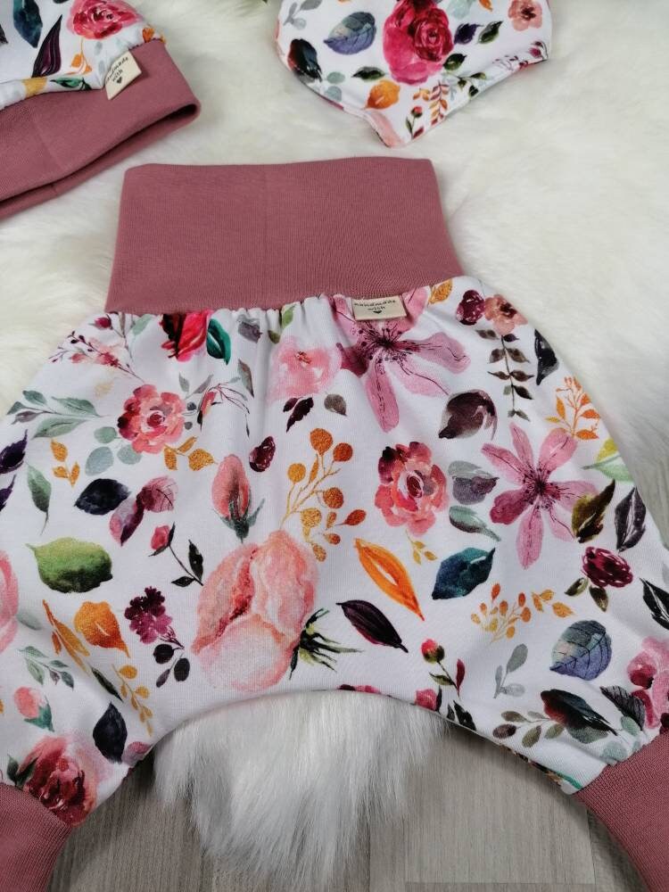 Blumiges Pumphosen Set 3_Teilig Mädchen Baby Größe 50|56, 62|68 von grandlovebyhandmade